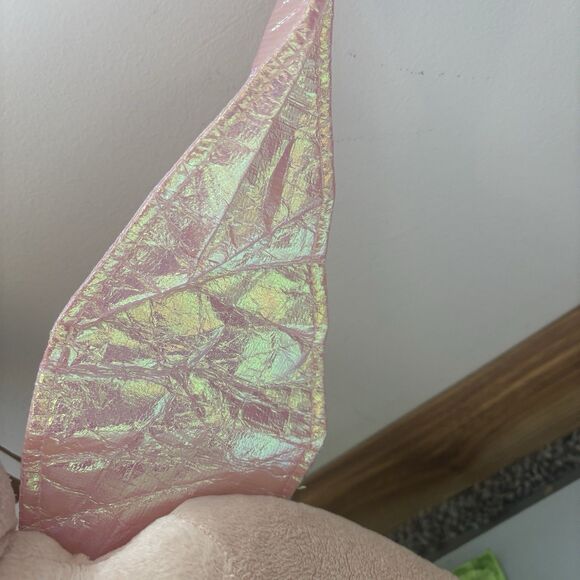 due to PoshM's policies cannot take down a listing within two months been bought - Picture 12 of 14